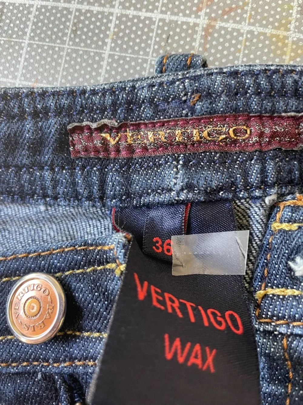 Vertigo Paris Indigo Relaxed Cargo Jeans - Picture 3 of 4